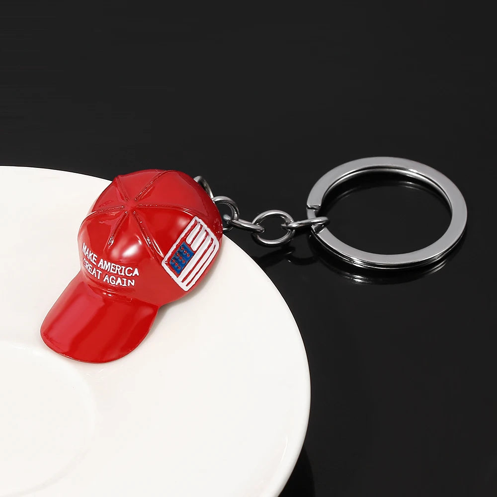 Trump Red Hat Pendant Keychain American Flag Hat Make America Great Again Metal Key Chain for Men Mesh Cap Car Key Ring Jewelry