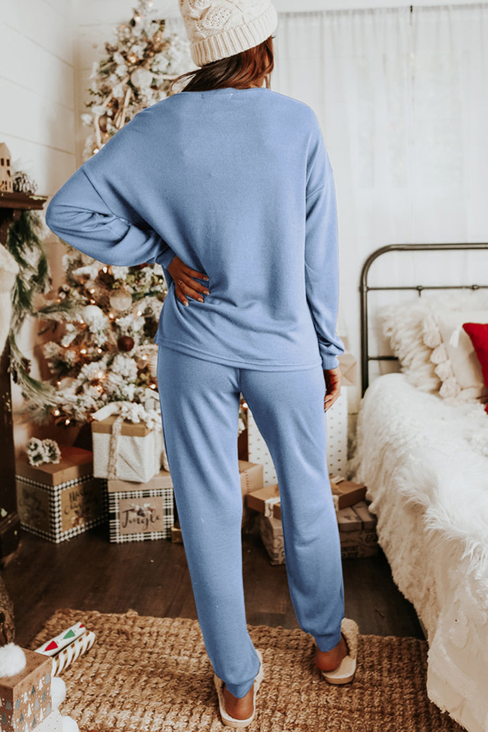 Black Long Sleeve Pullover & Jogger Pants Loungewear Set