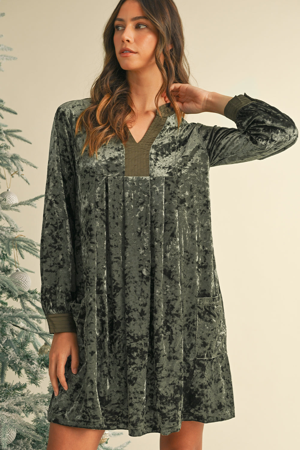 Jungle Green V Neck Pockets Loose Velvet Dress