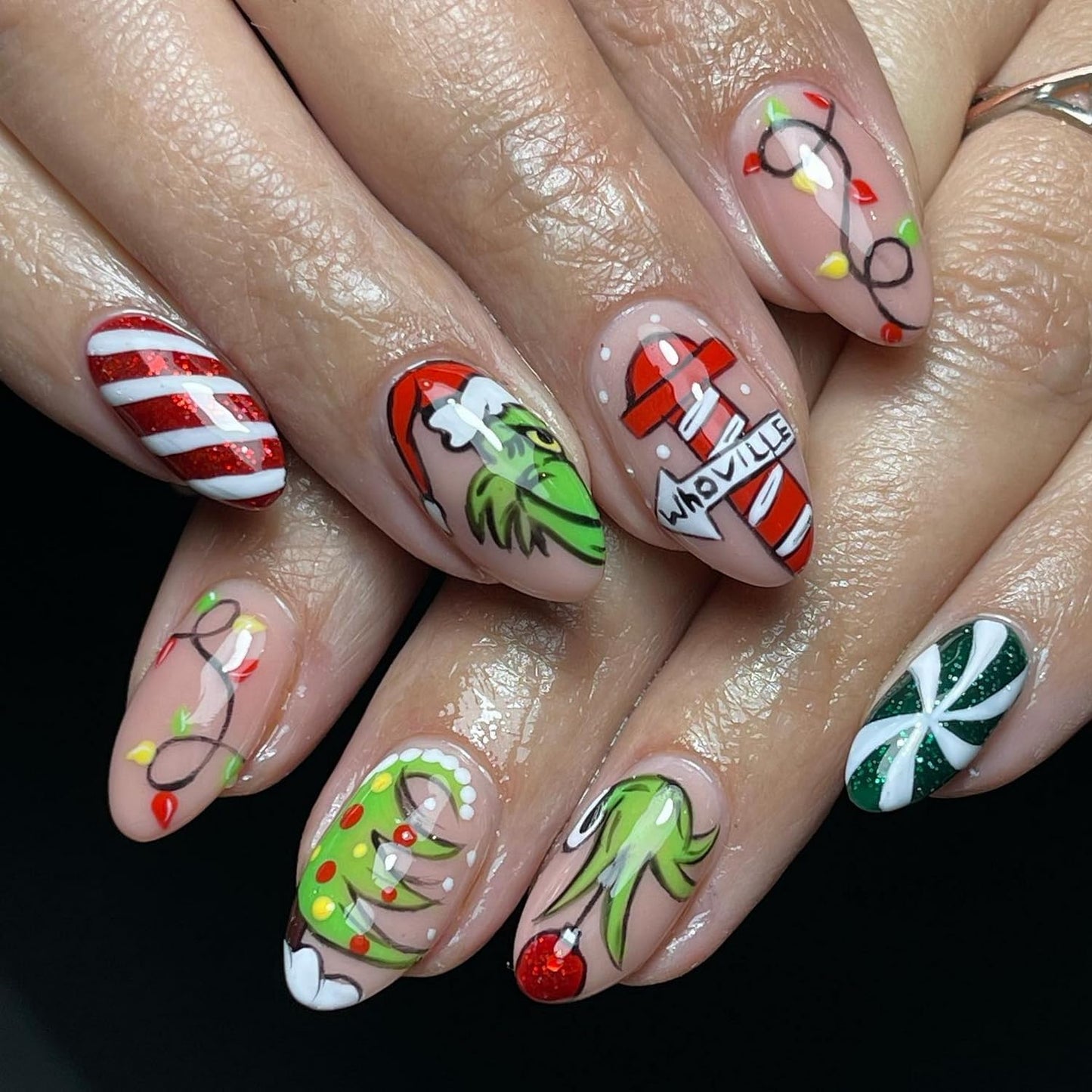 Christmas Fake Nails Short Square Petite Press on Nails Winter Xmas Acrylic Nails Full Cover False Nails with Green Monster Designs Cute Red Stick on Nails Gloss Artificial Nails for Women Manicure