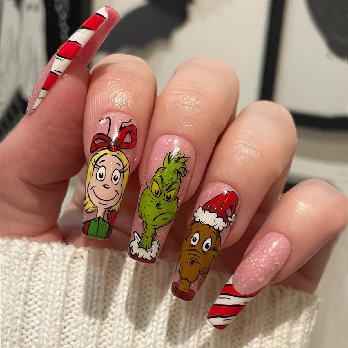 Christmas Fake Nails Short Square Petite Press on Nails Winter Xmas Acrylic Nails Full Cover False Nails with Green Monster Designs Cute Red Stick on Nails Gloss Artificial Nails for Women Manicure