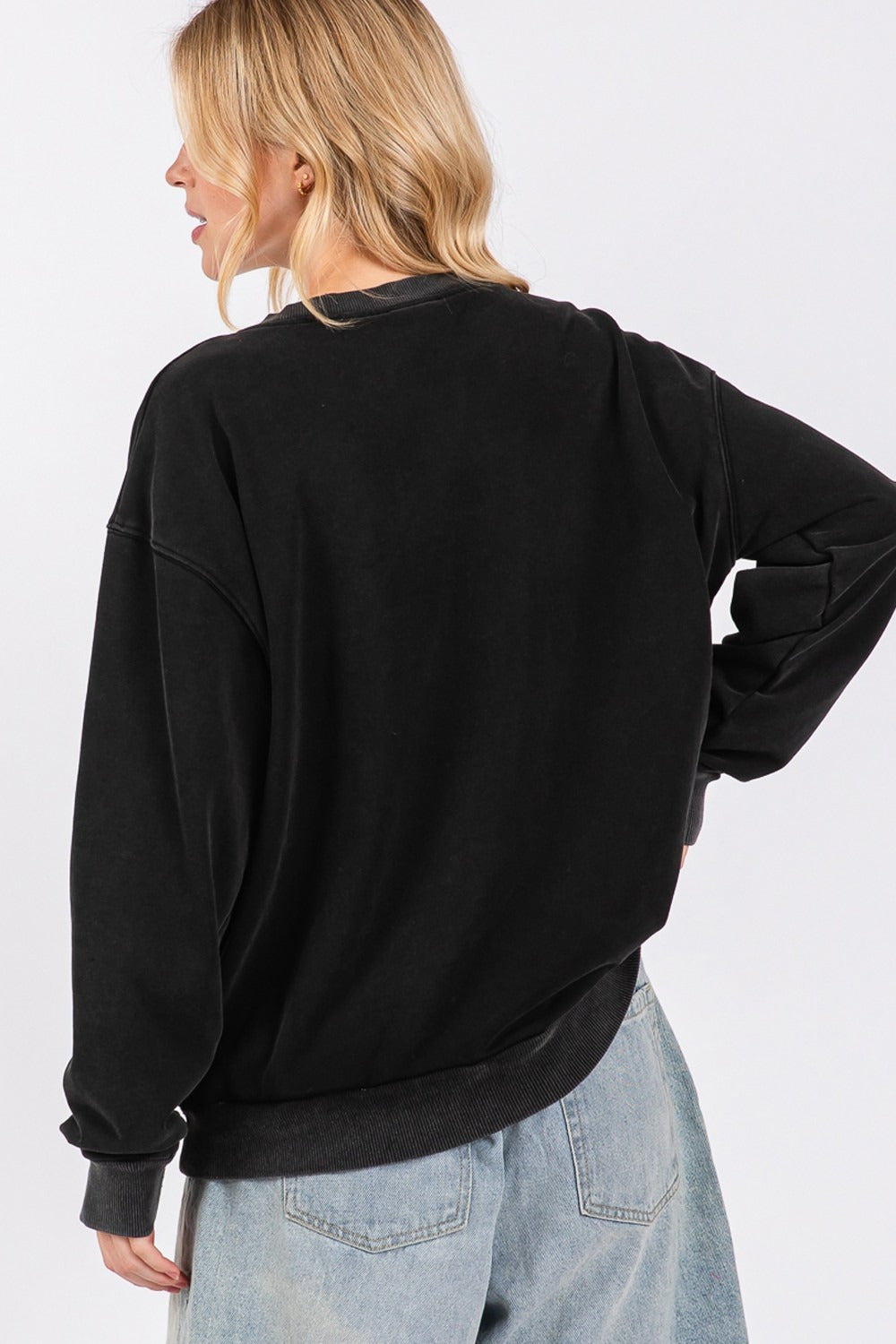 Sage + Fig USA Letter Patch Round Neck Sweatshirt