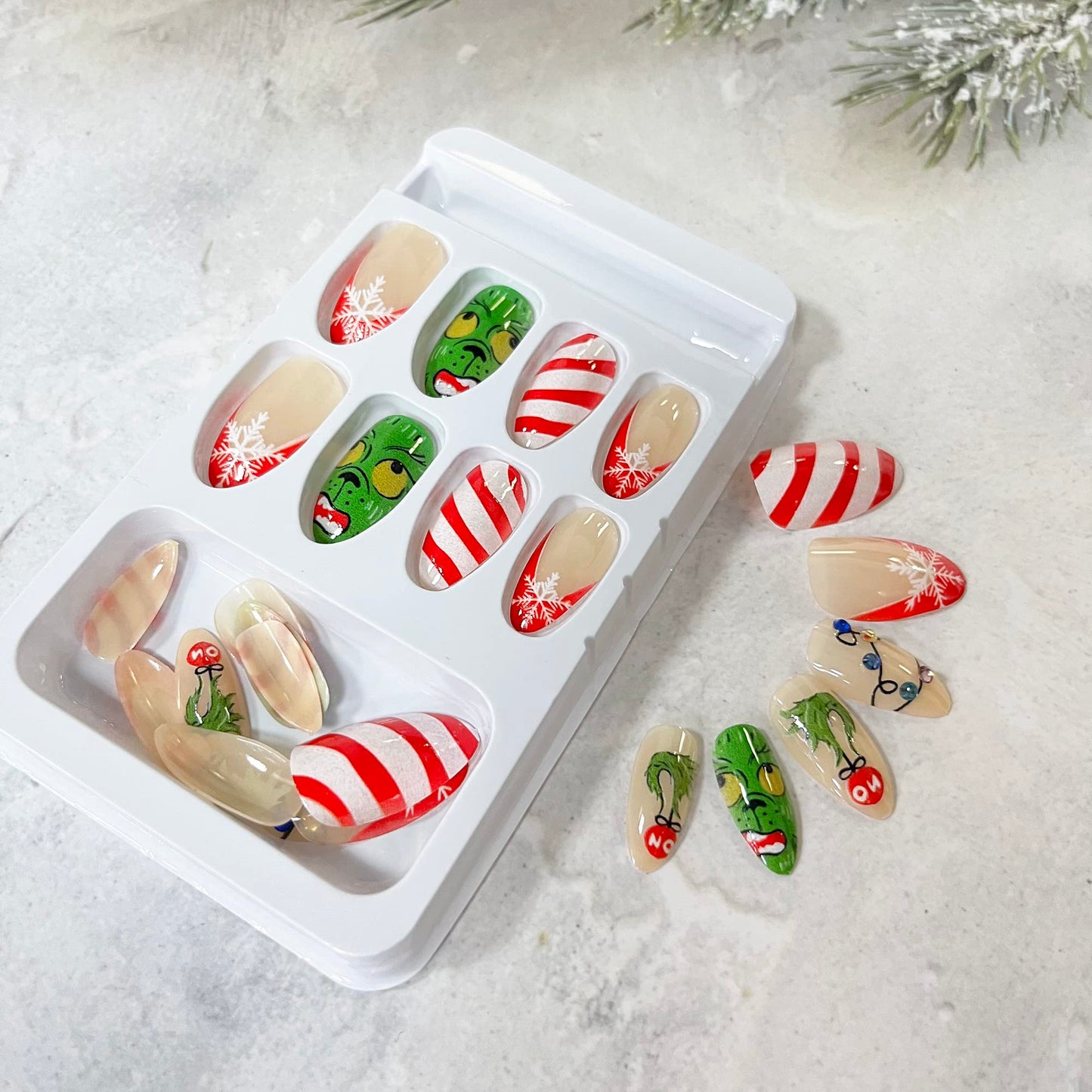 Christmas Fake Nails Short Square Petite Press on Nails Winter Xmas Acrylic Nails Full Cover False Nails with Green Monster Designs Cute Red Stick on Nails Gloss Artificial Nails for Women Manicure